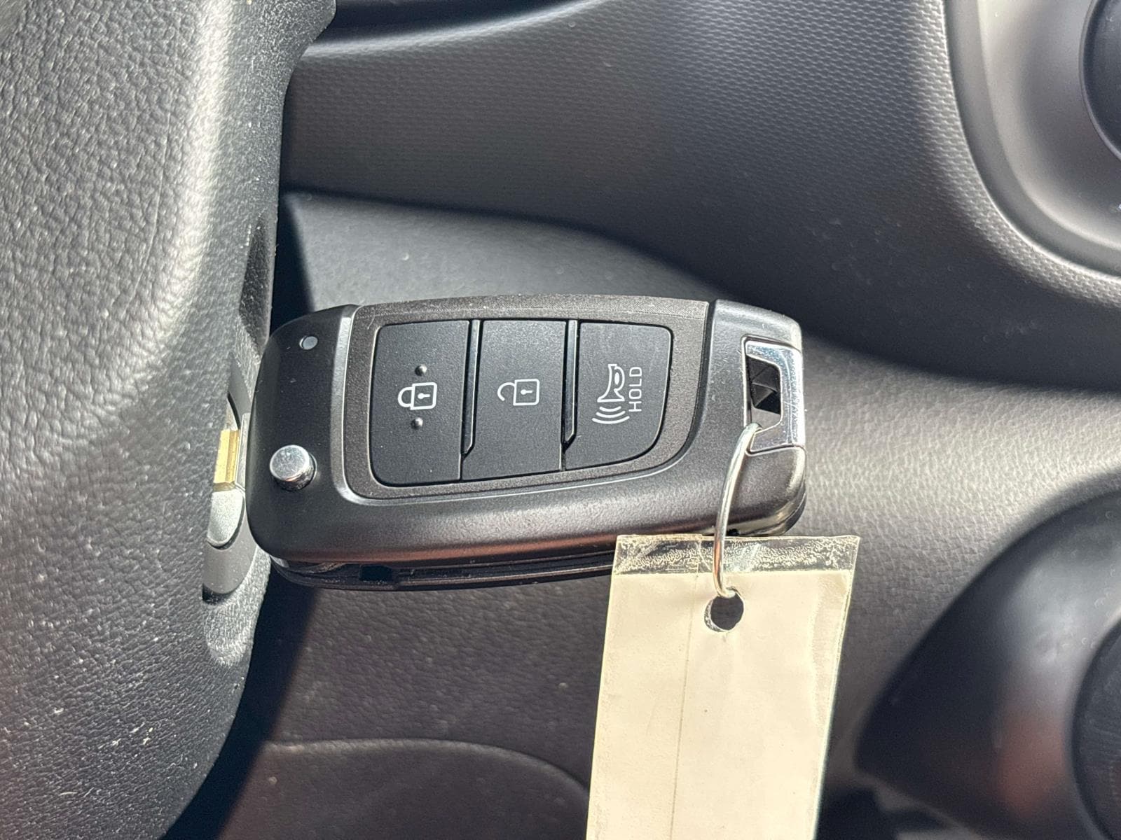 2023 Hyundai Venue SEL - Photo 25