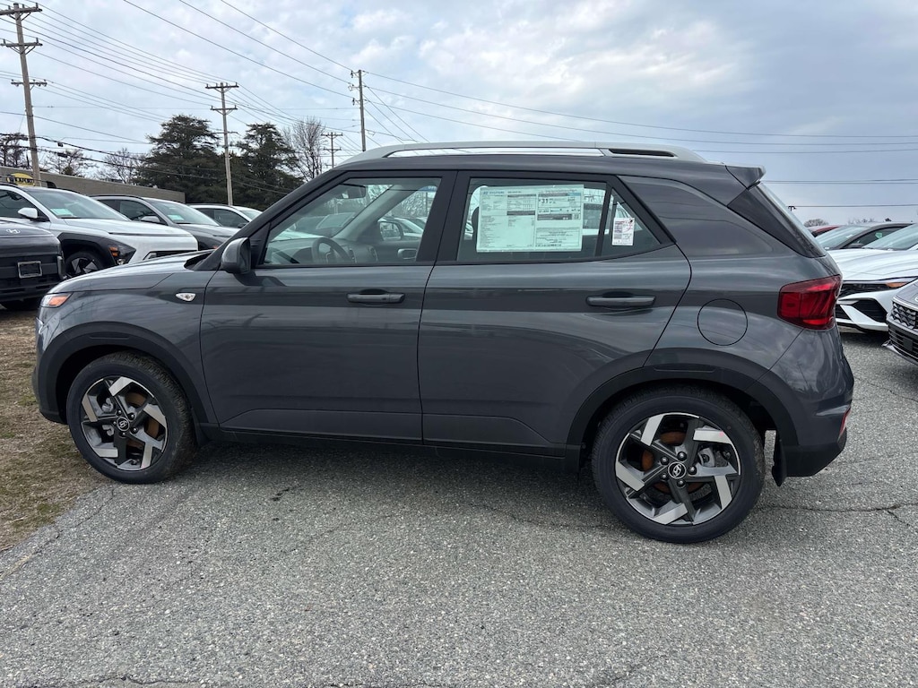 New 2026 Hyundai Venue SEL Sport Utility