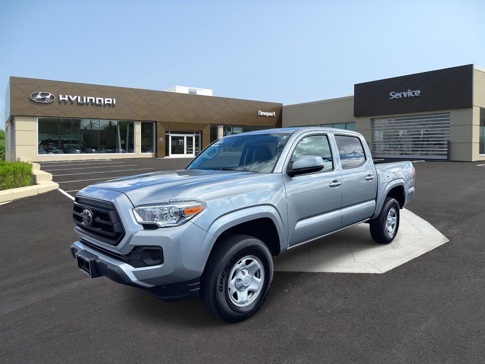 2022 Toyota Tacoma SR's photo