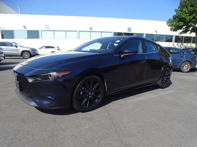 Used 2019 Mazda Mazda3 Premium AWD with VIN JM1BPBNM1K1141006 for sale in Middletown, RI