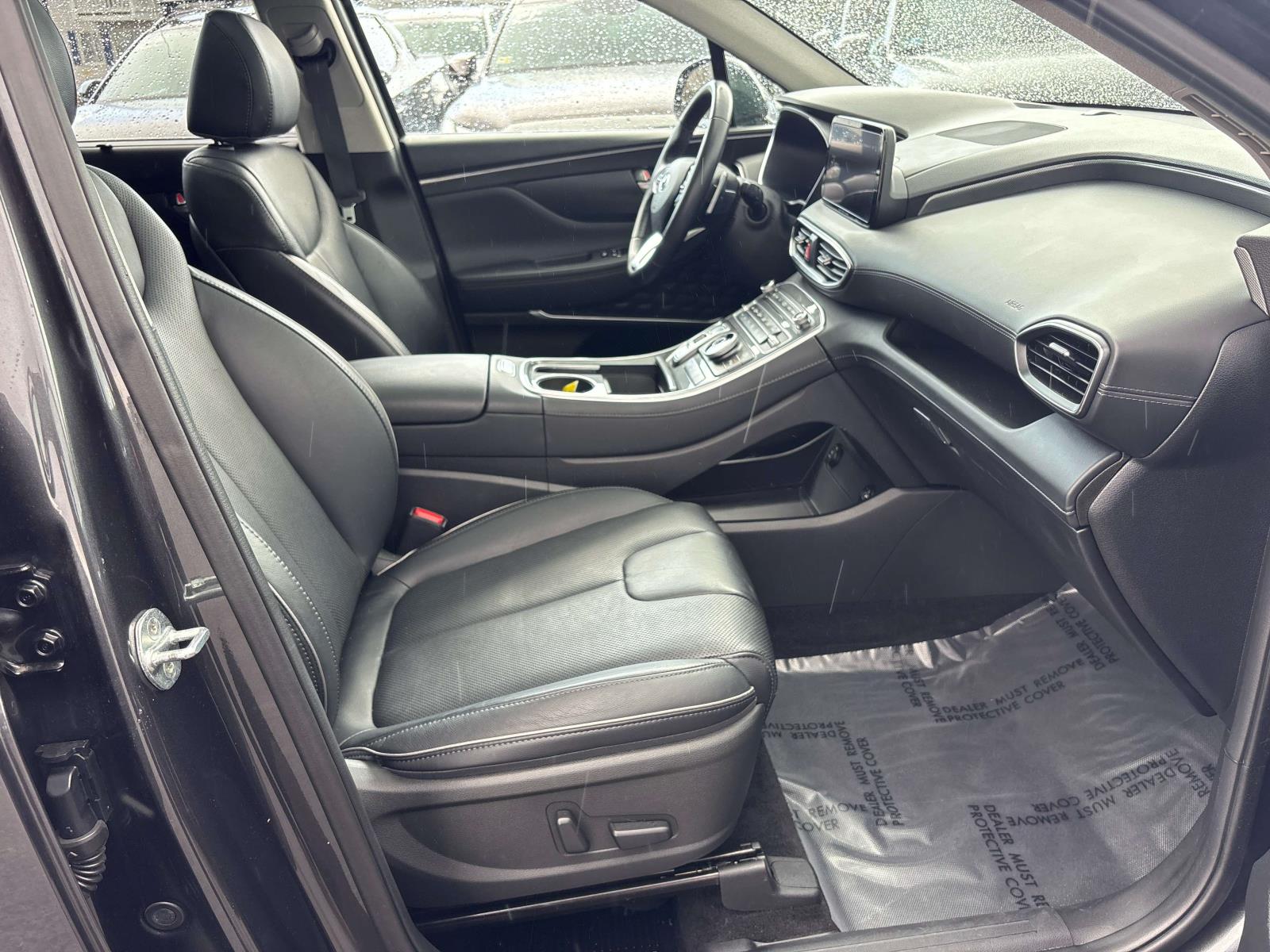 2022 Hyundai Santa Fe Limited - Photo 17
