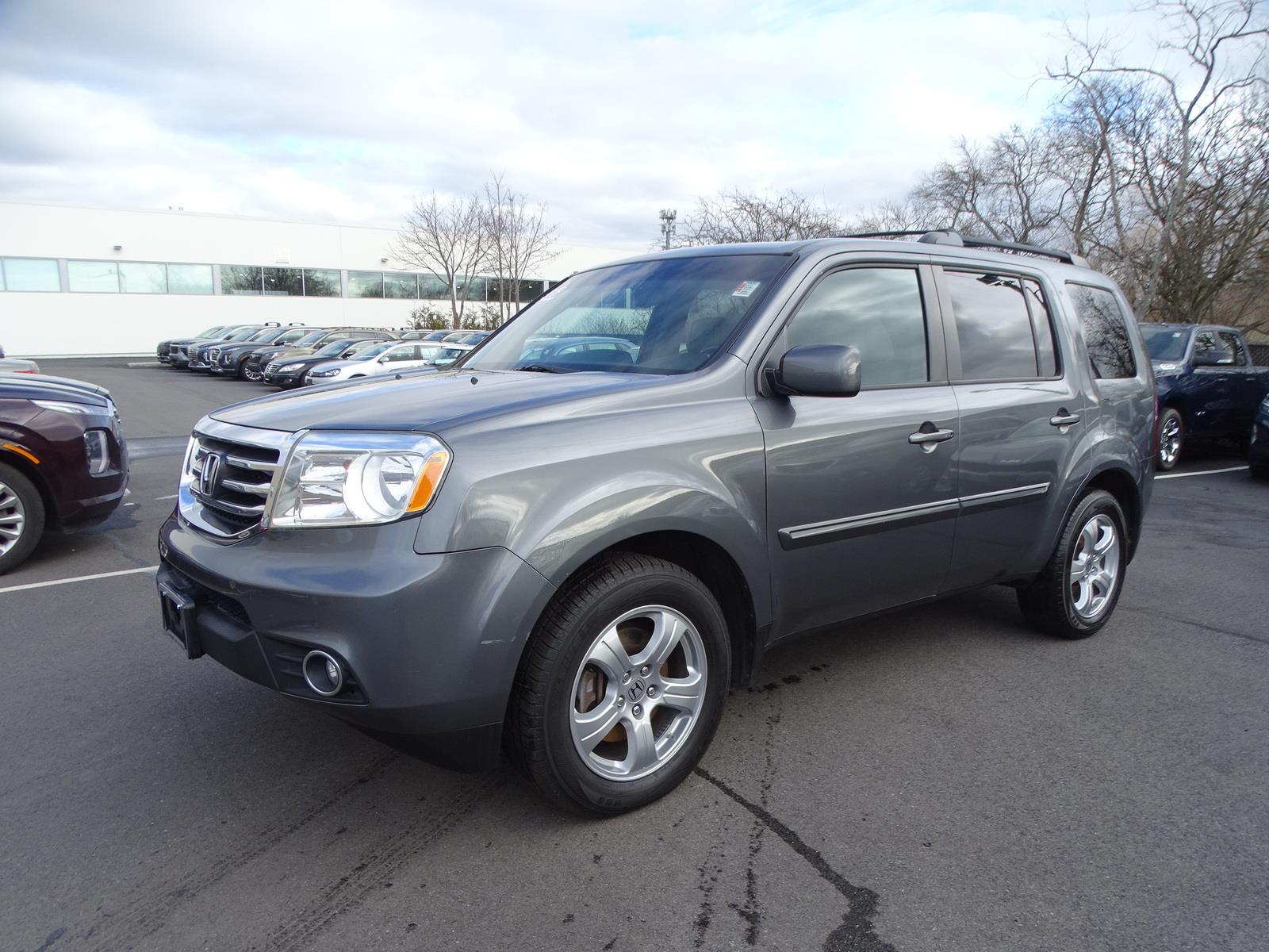 Used 2013 Honda Pilot EX-L with VIN 5FNYF4H51DB009824 for sale in Middletown, RI