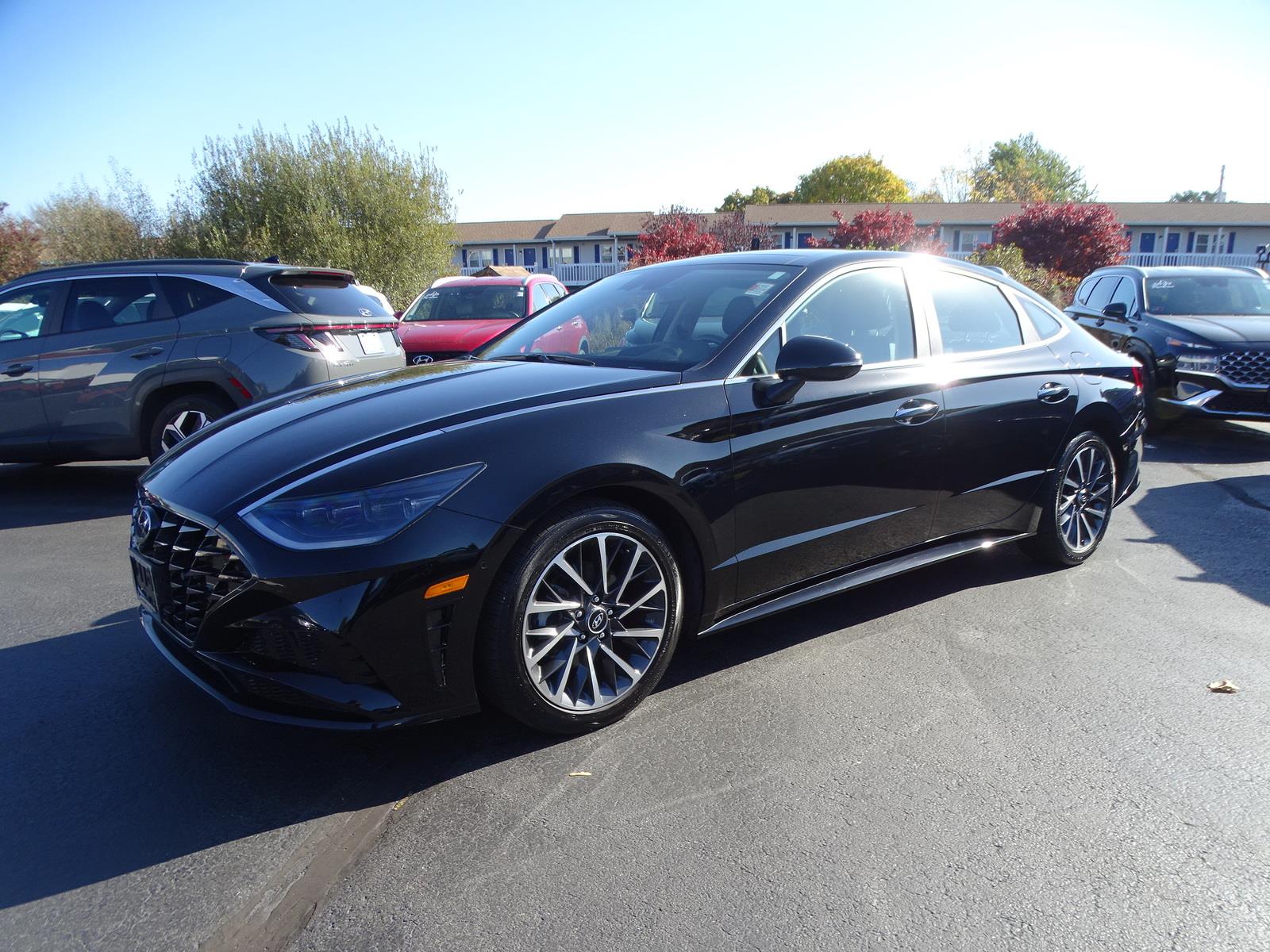 2020 Hyundai Sonata Limited photo 2