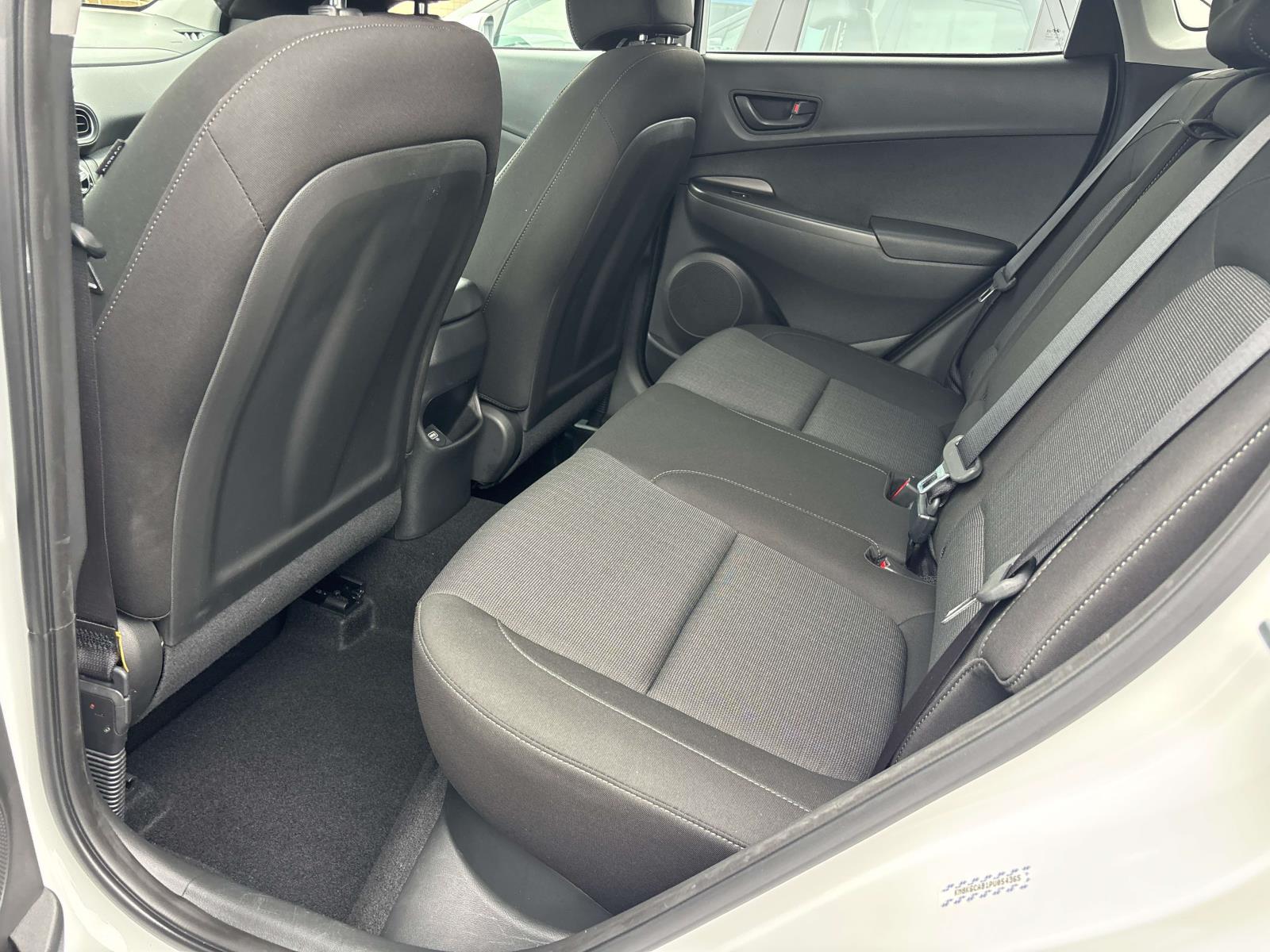 2023 Hyundai Kona SEL - Photo 8