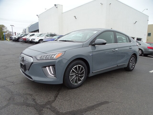 Certified 2020 Hyundai IONIQ Limited with VIN KMHC85LJ2LU076979 for sale in Middletown, RI