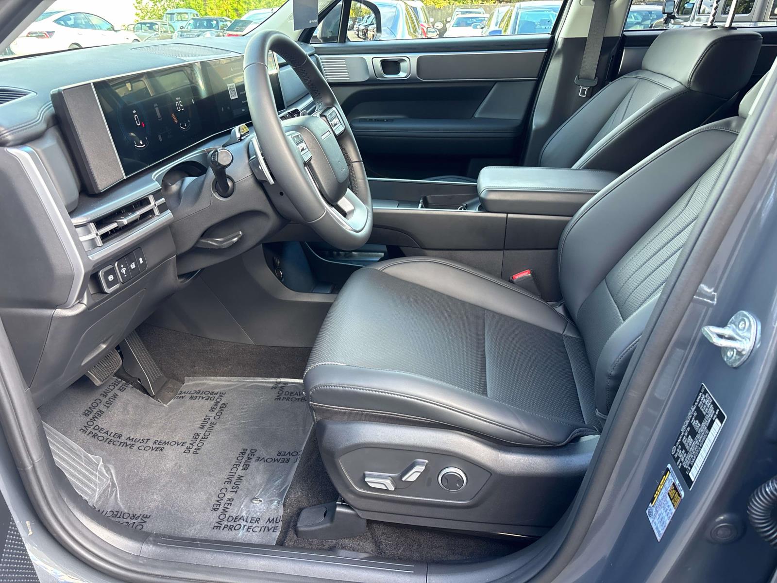 2025 Hyundai Santa Fe SEL - Photo 10