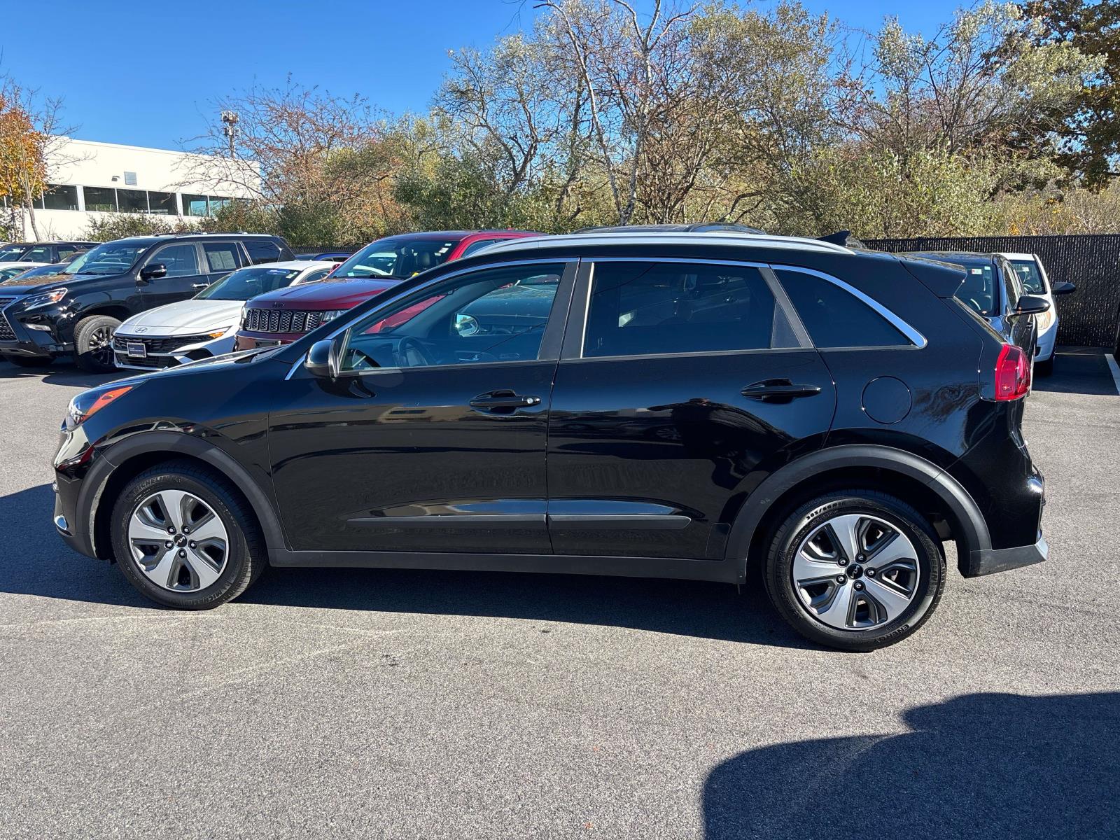 Used 2022 Kia Niro LX with VIN KNDCB3LC8N5529026 for sale in Middletown, RI