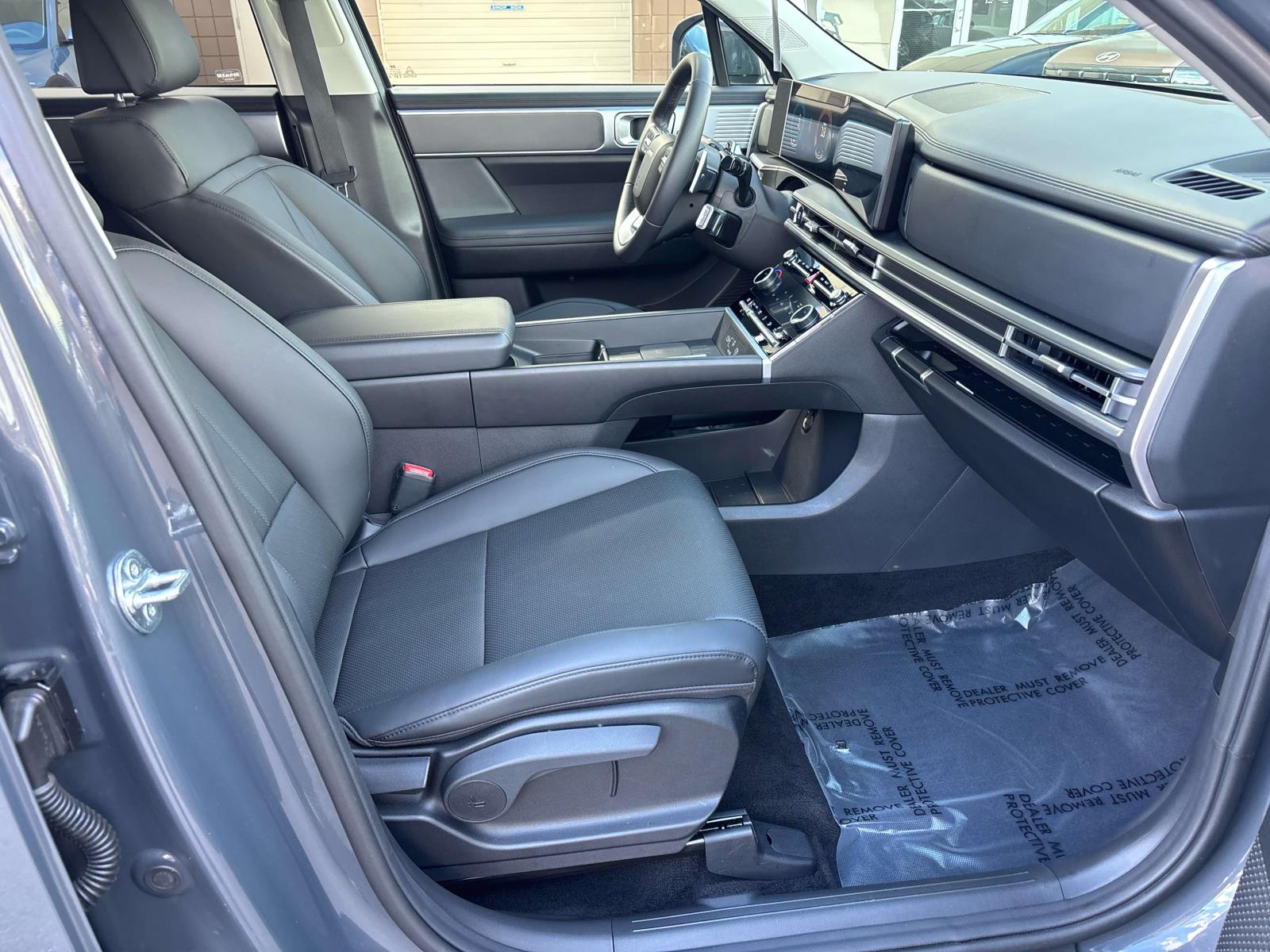 2025 Hyundai Santa Fe SEL - Photo 18