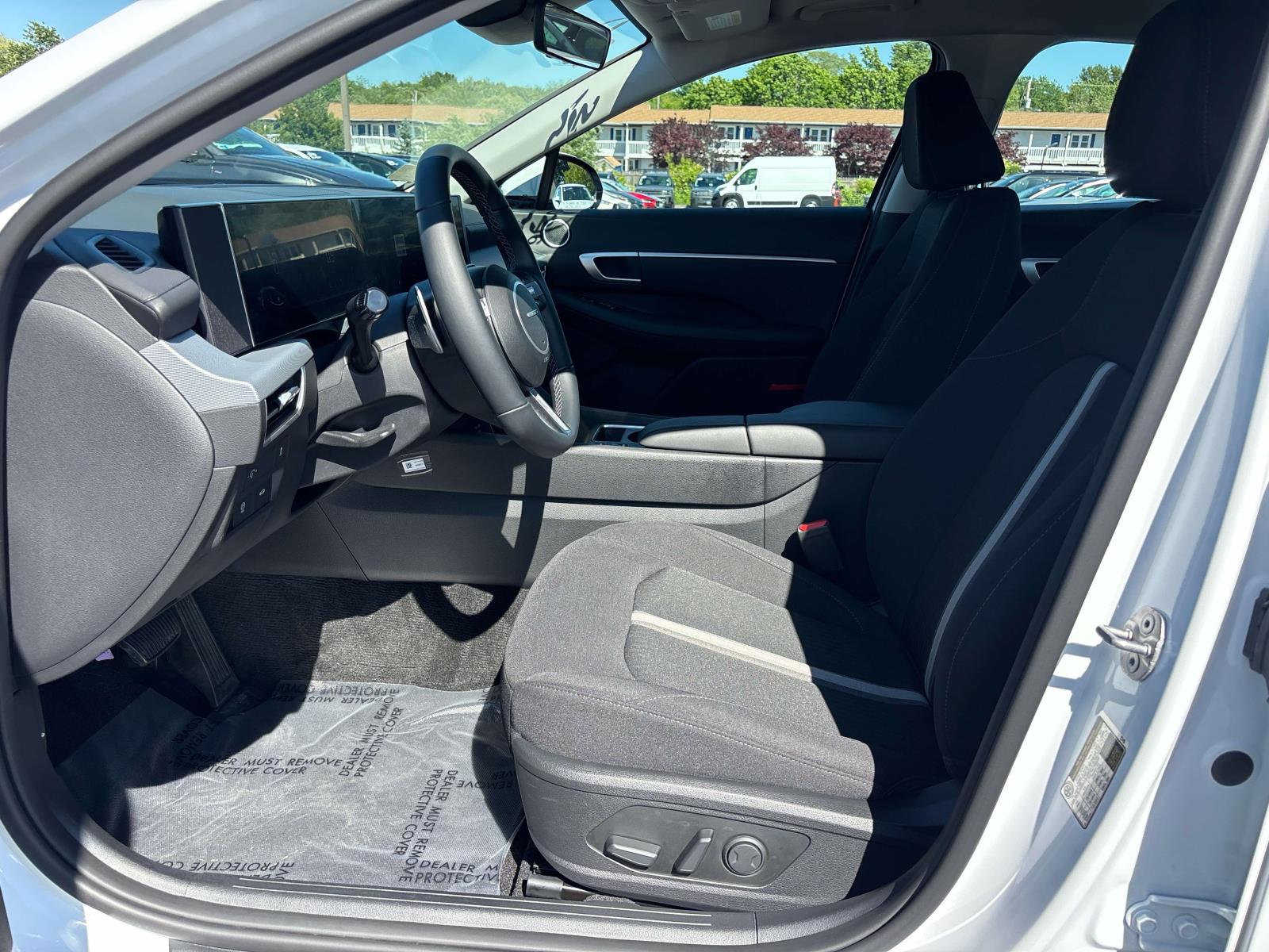 2026 Hyundai Sonata SEL - Photo 9