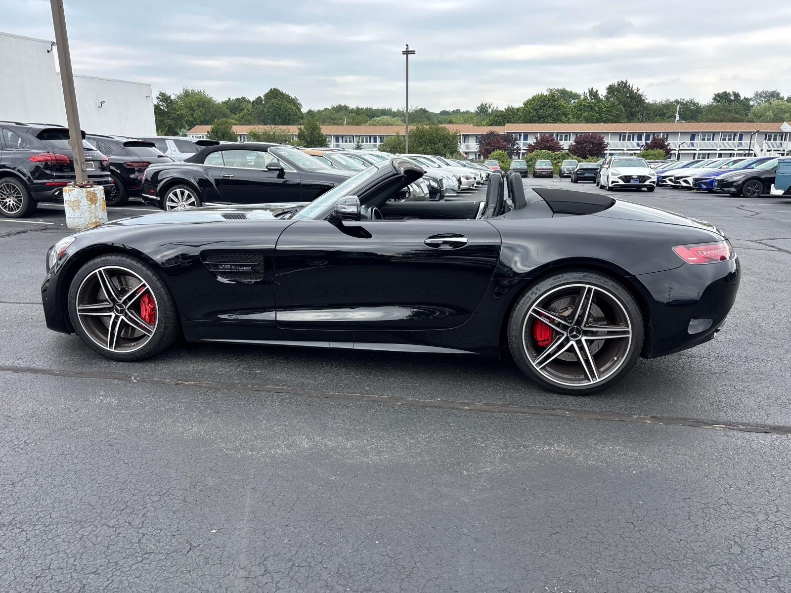 2018 Mercedes Benz C GT photo 2
