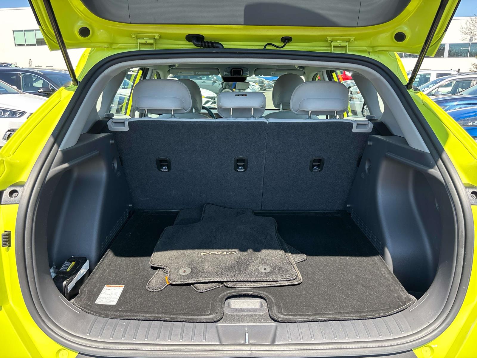 2024 Hyundai Kona SE - Photo 12