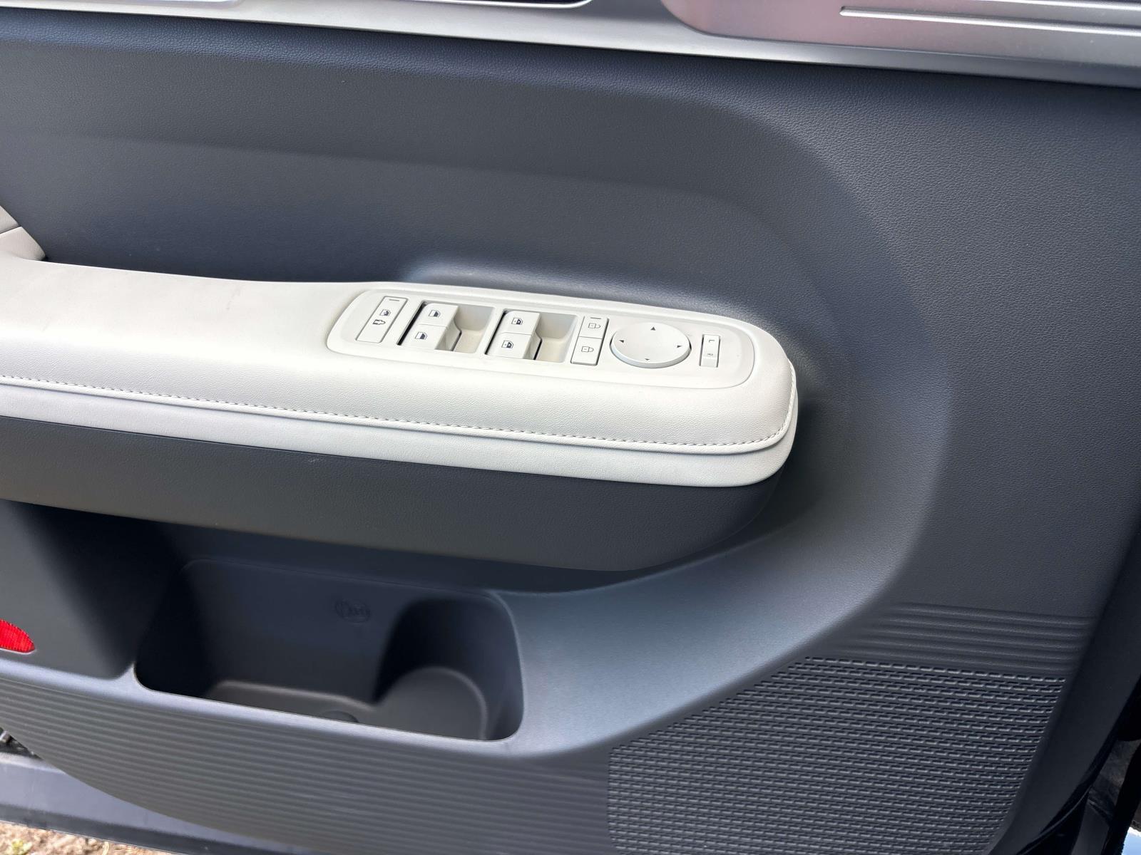 2026 Hyundai Santa Fe SEL - Photo 13