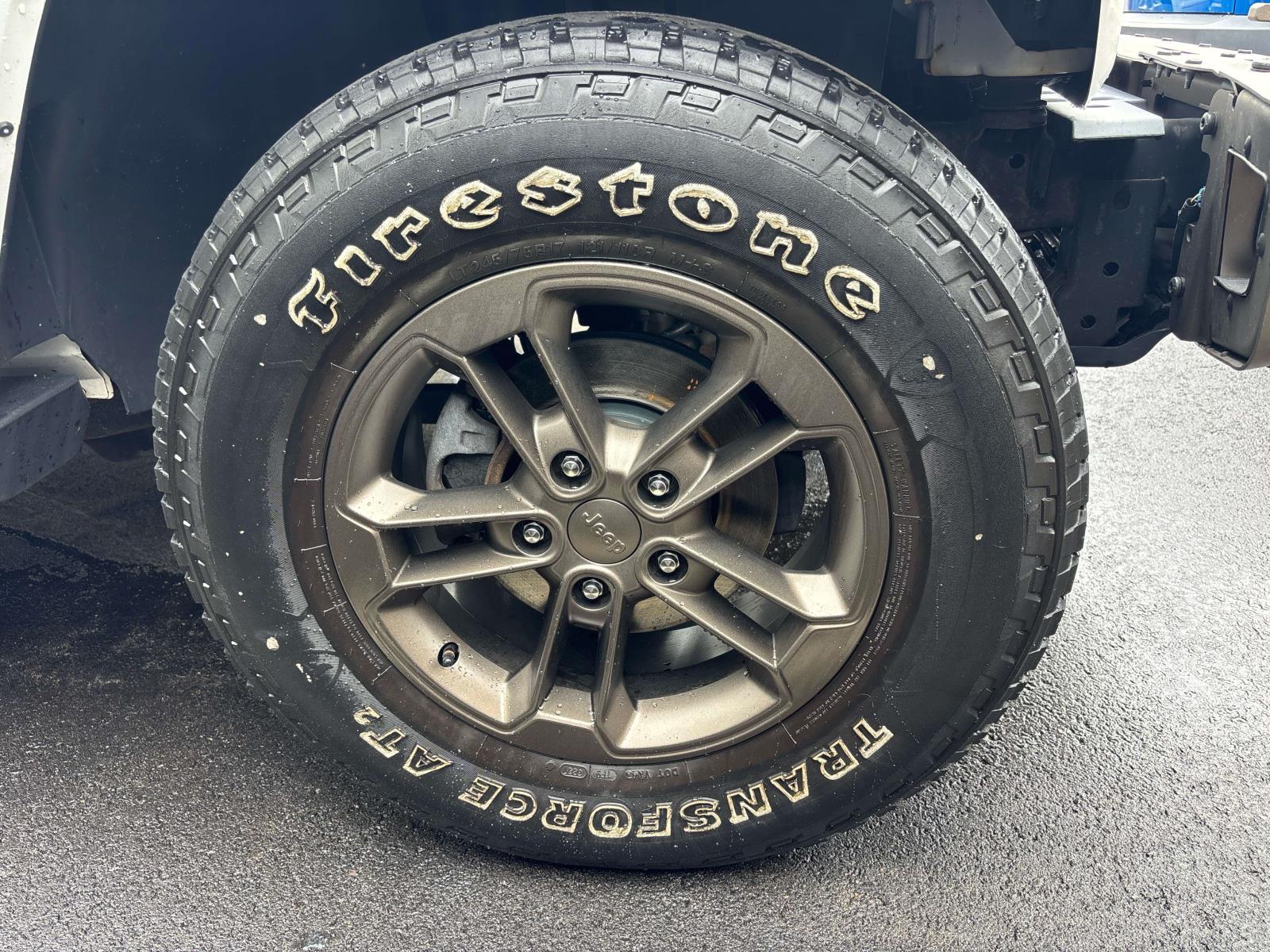 2017 Jeep Wrangler Unlimited 75th Anniversary Edition - Photo 25