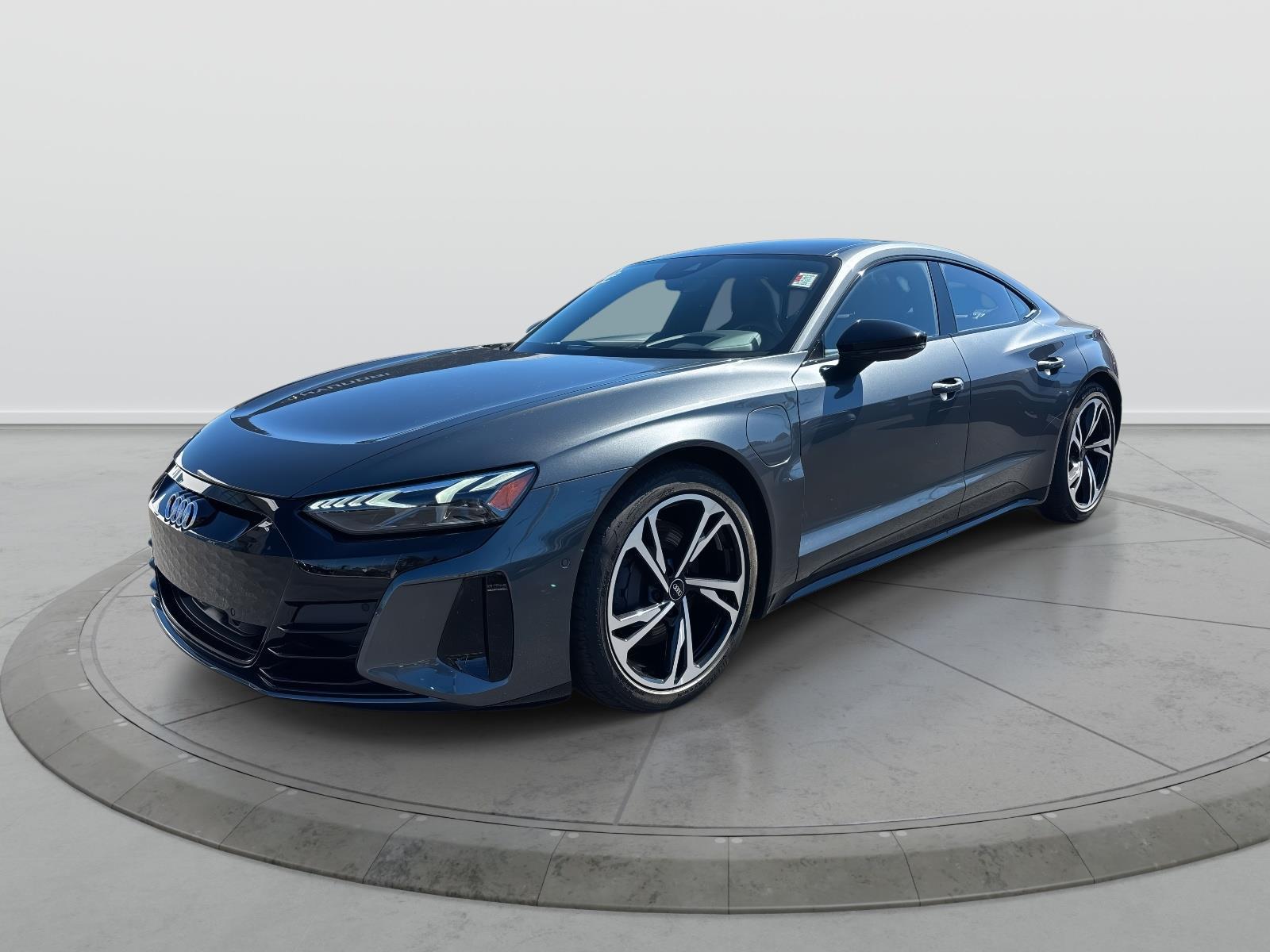 2022 Audi e-tron GT Prestige quattro's photo