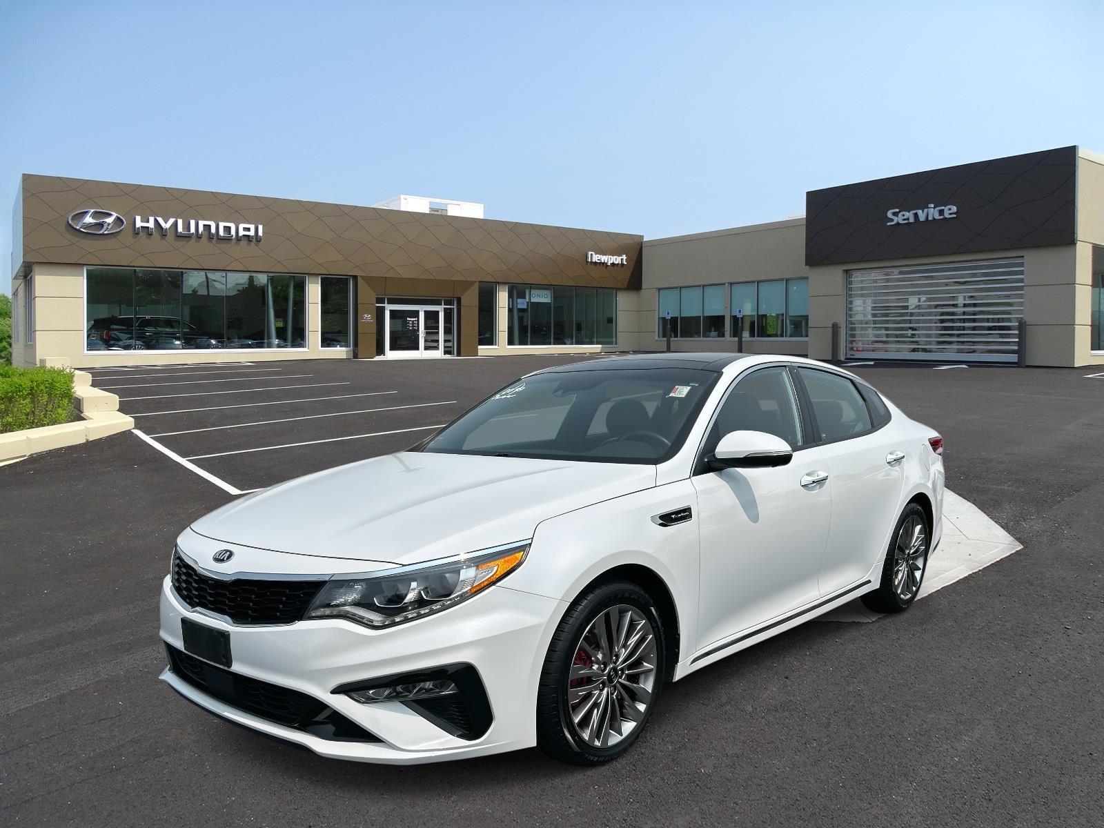 2019 Kia Optima SX's photo