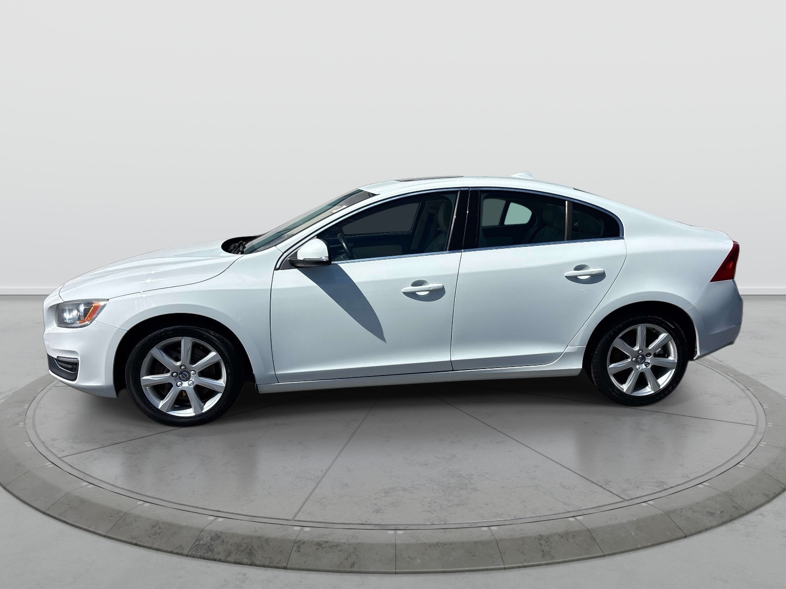 Used 2016 Volvo S60 T5 Premier with VIN YV1612TK7G2415003 for sale in Middletown, RI