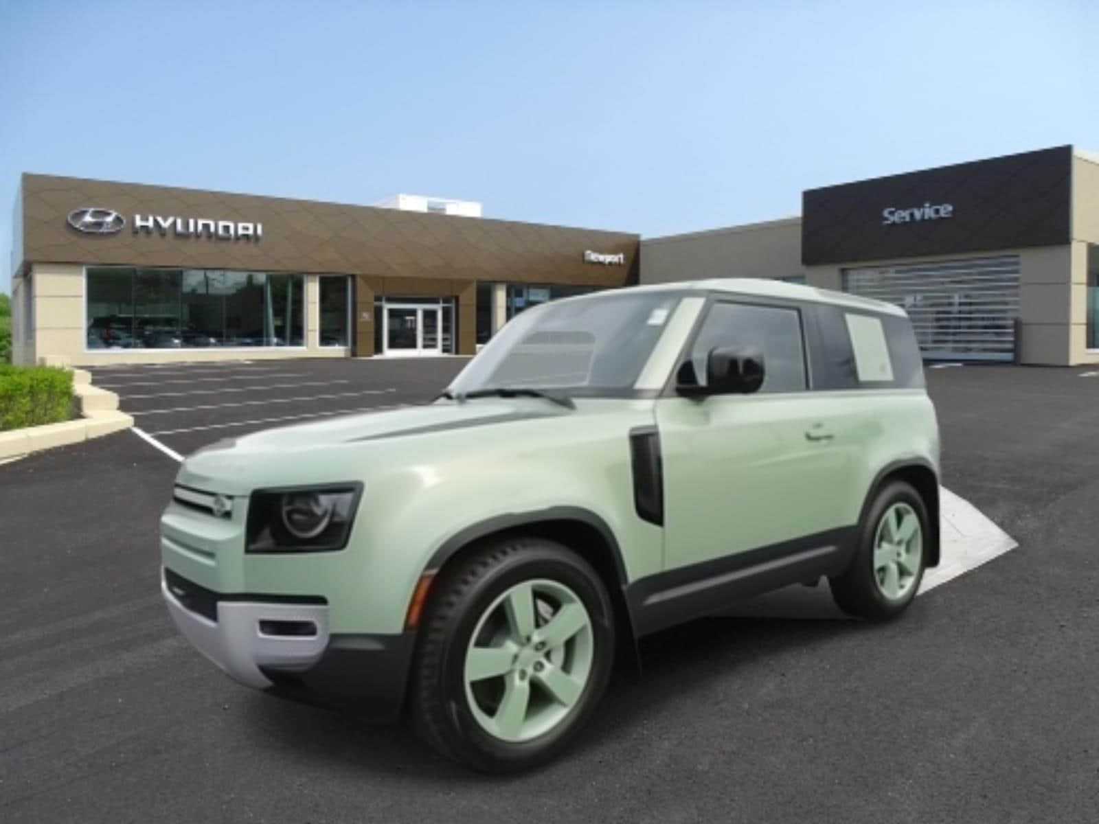 2023 Land Rover Defender 75th Edition's photo