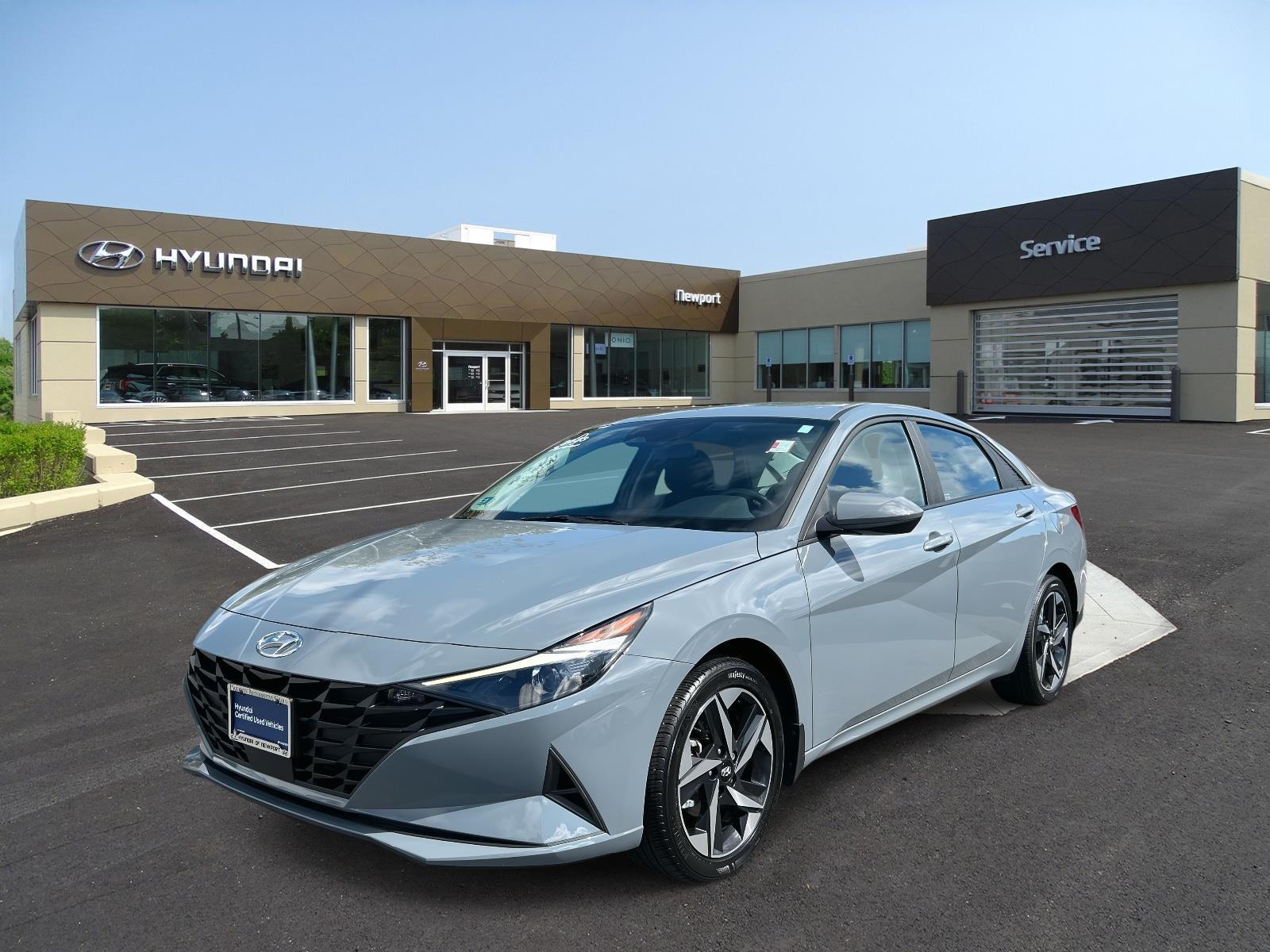 2023 Hyundai Elantra SEL's photo