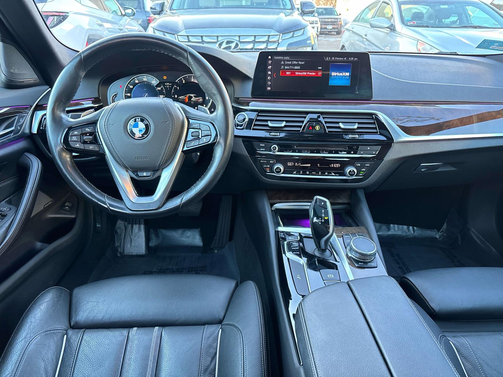 2018 BMW 5 Series 540i - Photo 10