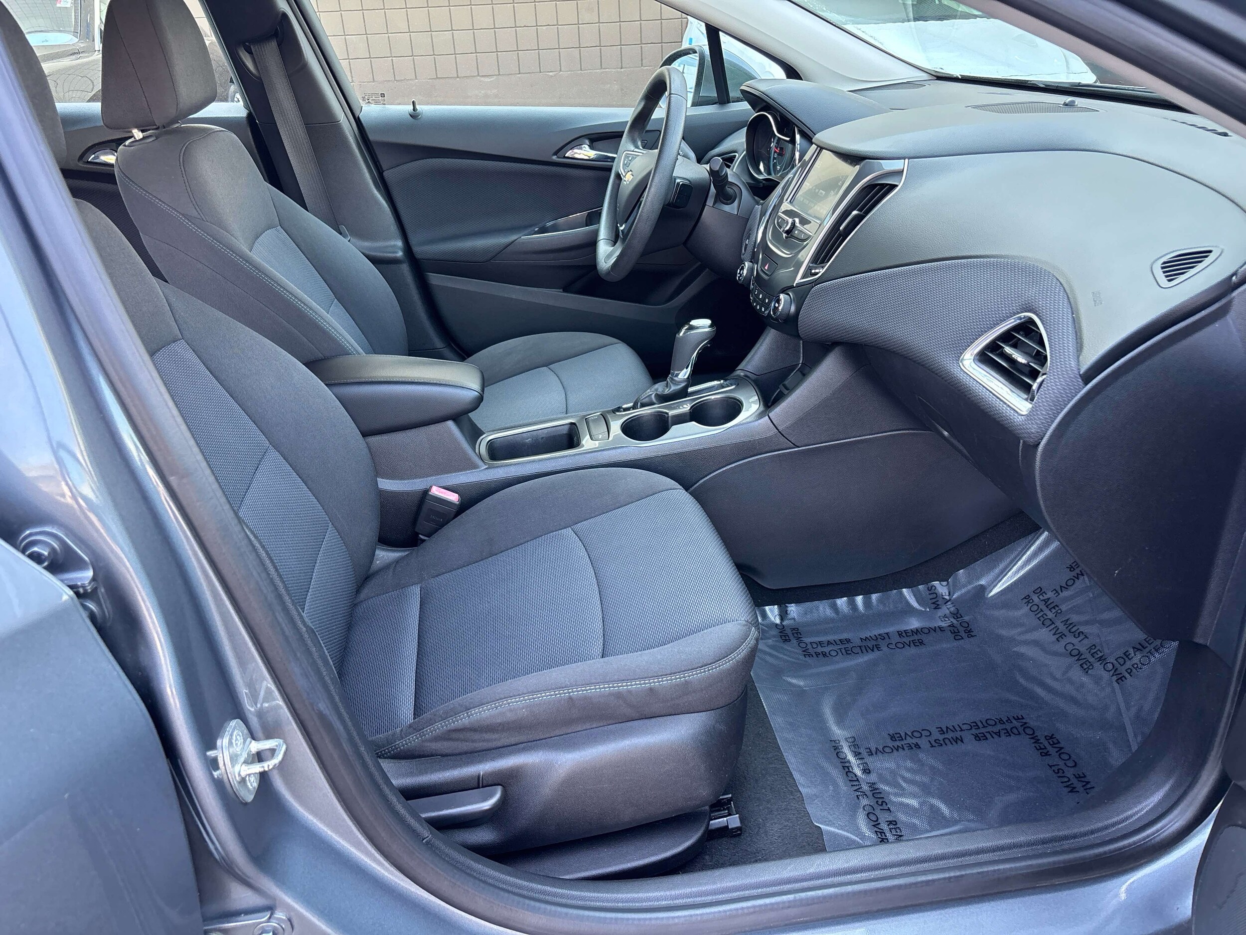 2018 Chevrolet Cruze LT - Photo 12