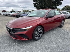 2025 Hyundai Elantra SEL Sport Car