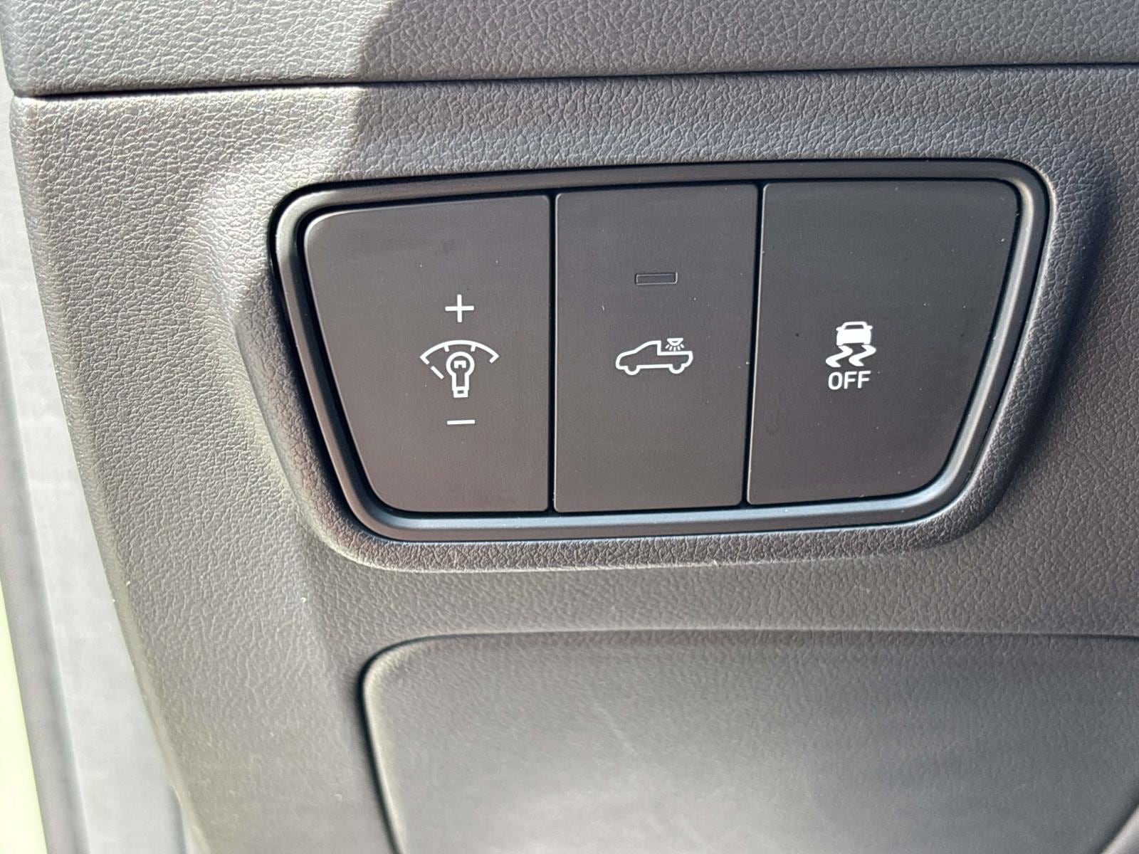2023 Hyundai Santa Cruz Limited - Photo 32
