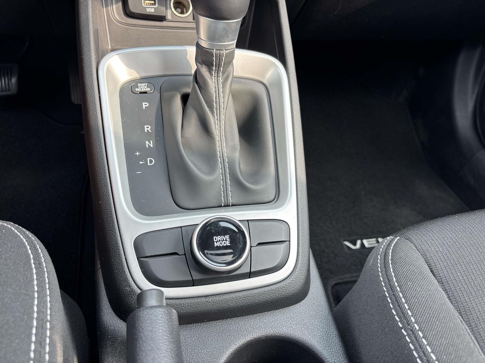 2023 Hyundai Venue SEL - Photo 21