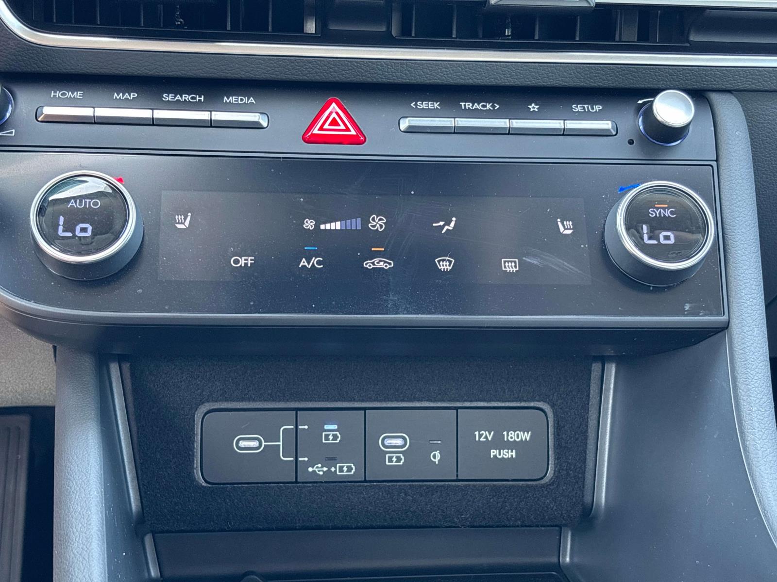 2026 Hyundai Sonata SEL - Photo 18