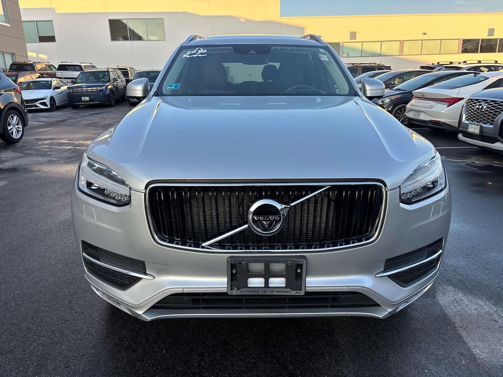 Used 2019 Volvo XC90 T6 Momentum SUV