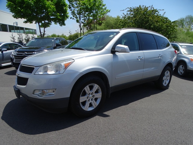 Used 2012 Chevrolet Traverse 1LT with VIN 1GNKVGEDXCJ194301 for sale in Middletown, RI