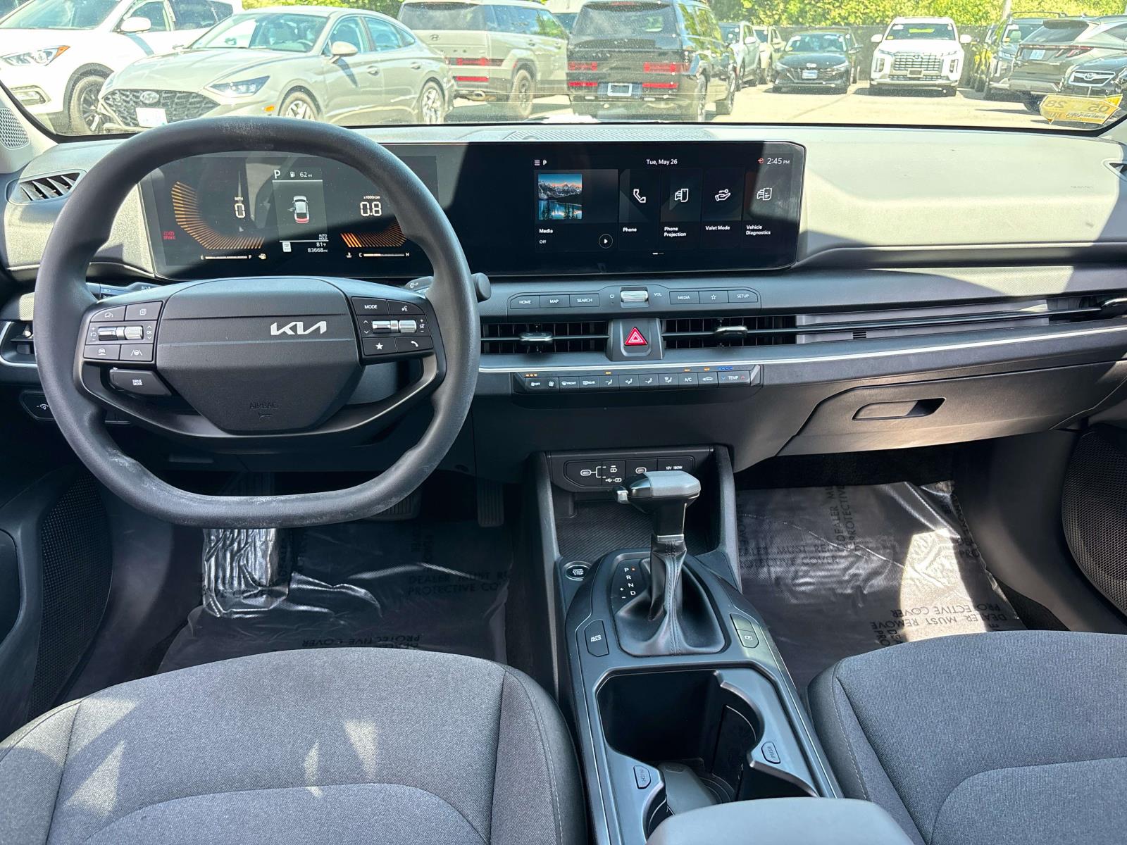 2025 Kia K4 LXS - Photo 11