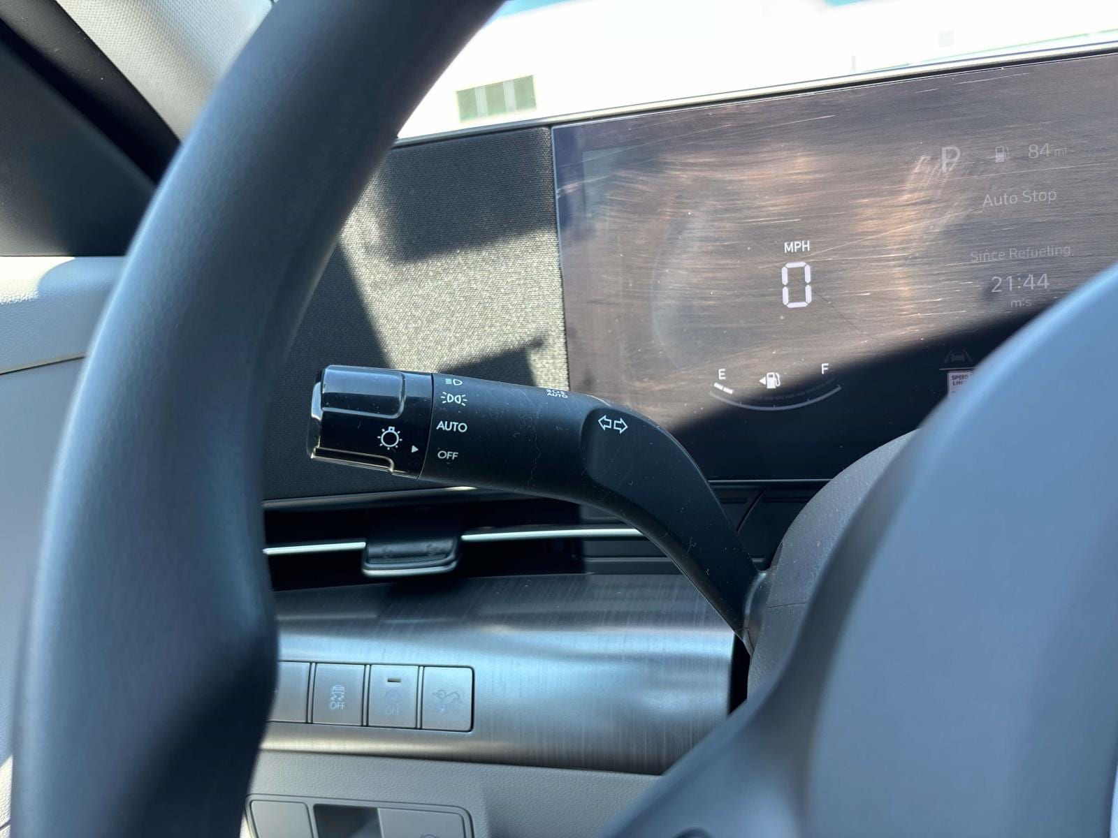 2024 Hyundai Kona SE - Photo 28