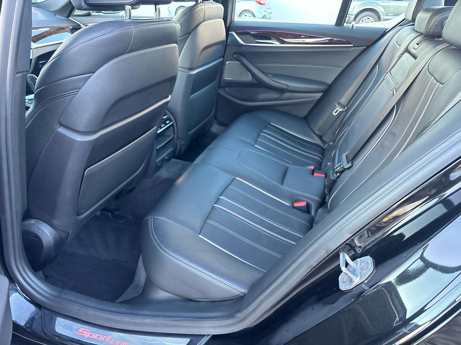 2018 BMW 5 Series 540i - Photo 9