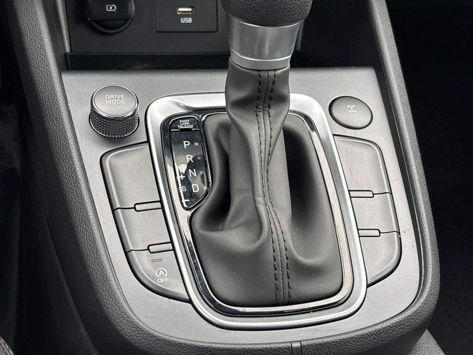 2023 Hyundai Kona SEL - Photo 17