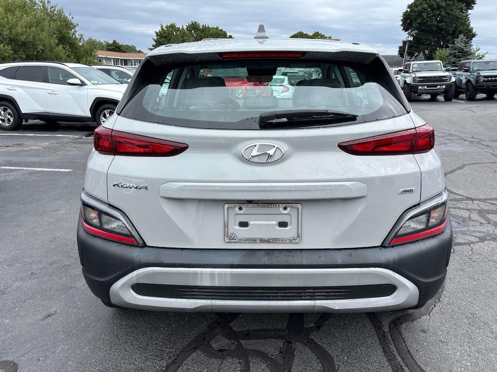 Used 2022 Hyundai Kona SE SUV