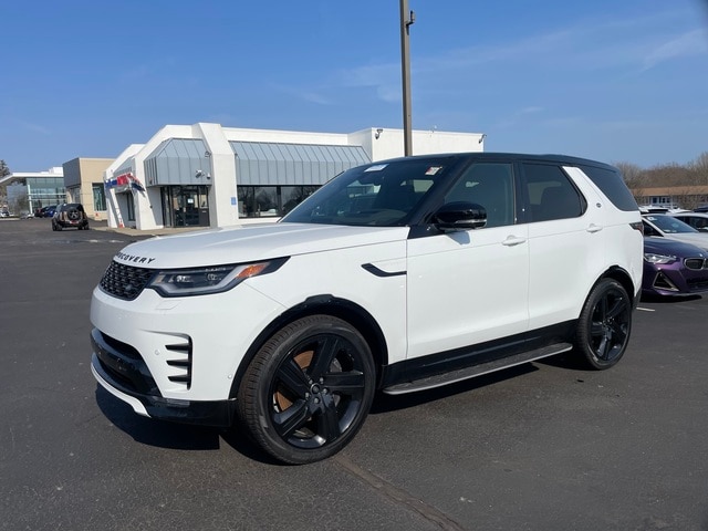 Used 2023 Land Rover Discovery HSE R Dynamic with VIN SALRM4EU0P2476187 for sale in Middletown, RI