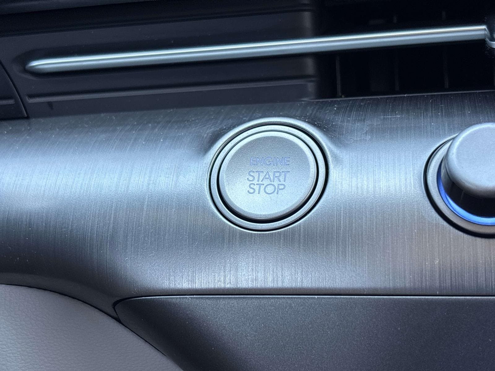 2024 Hyundai Kona SE - Photo 24