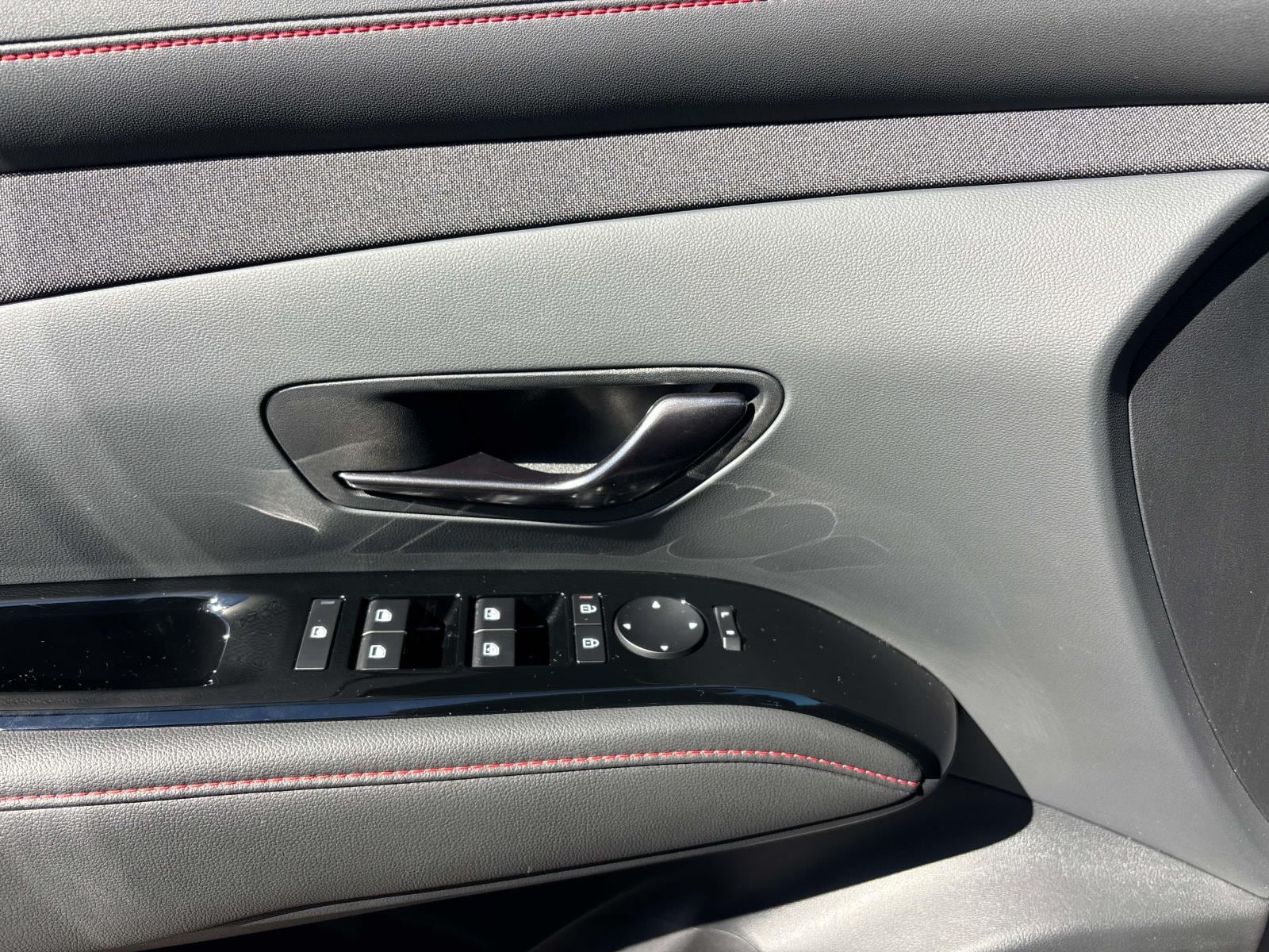 2025 Hyundai Tucson N Line - Photo 17