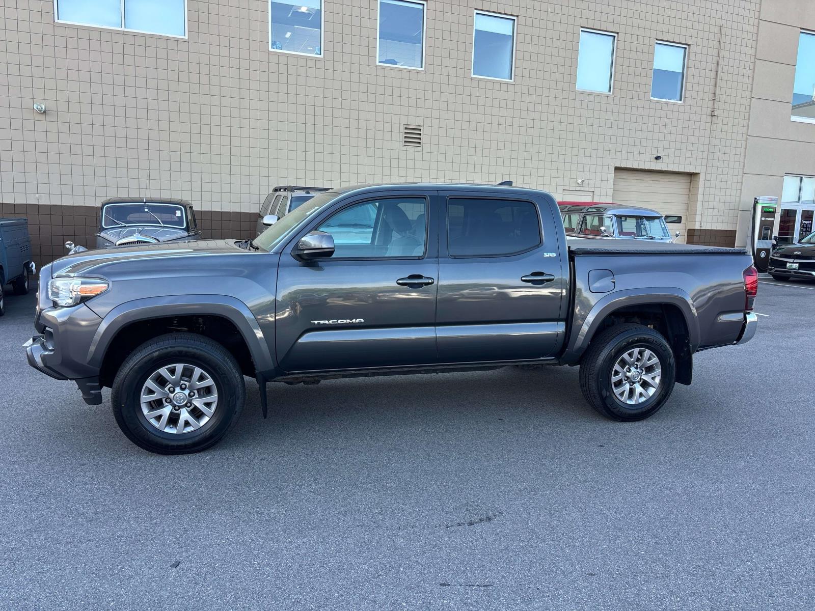 2018 Toyota Tacoma SR5 - Photo 3