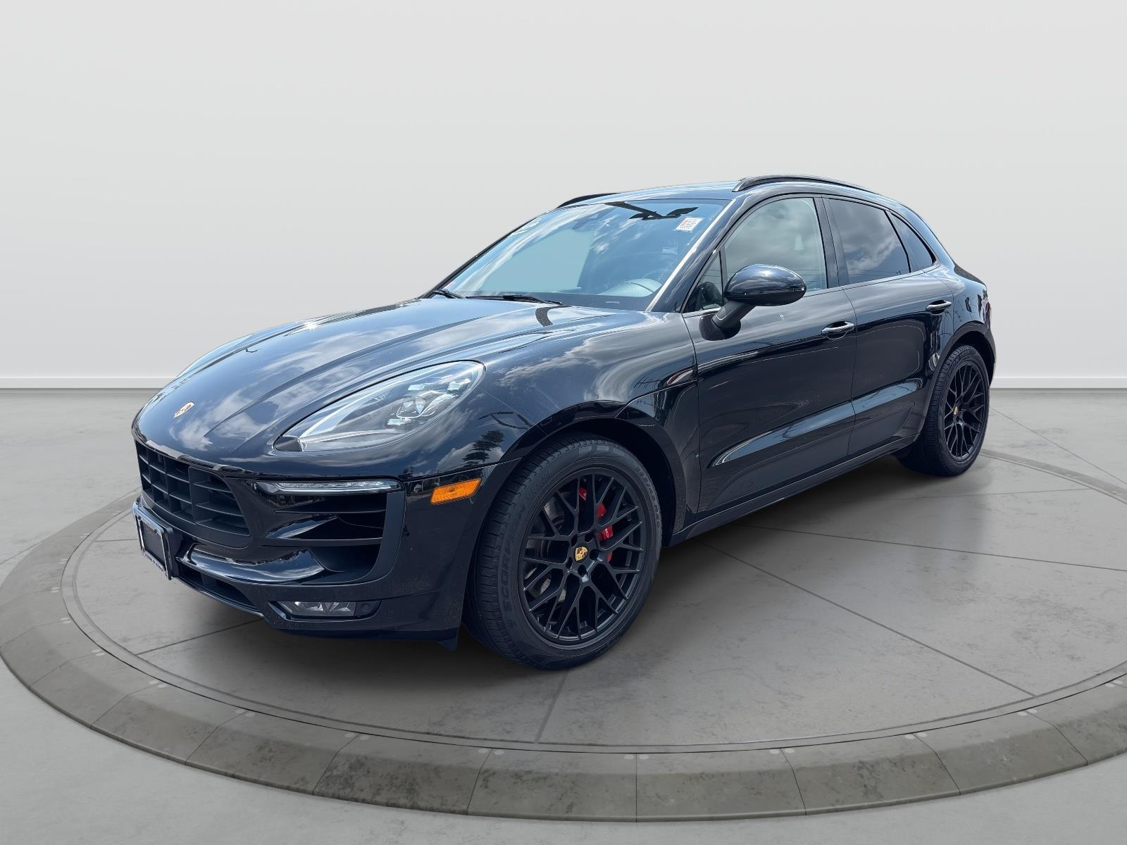 2018 Porsche Macan GTS's photo