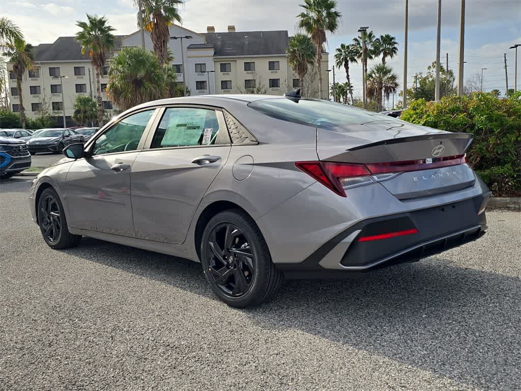 Thumbnail: 2026 Hyundai Elantra - 4
