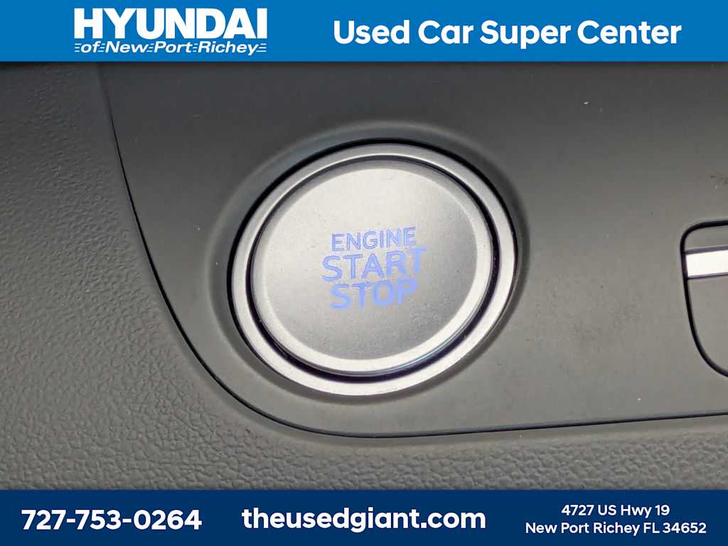 Thumbnail: 2025 Hyundai Elantra - 33