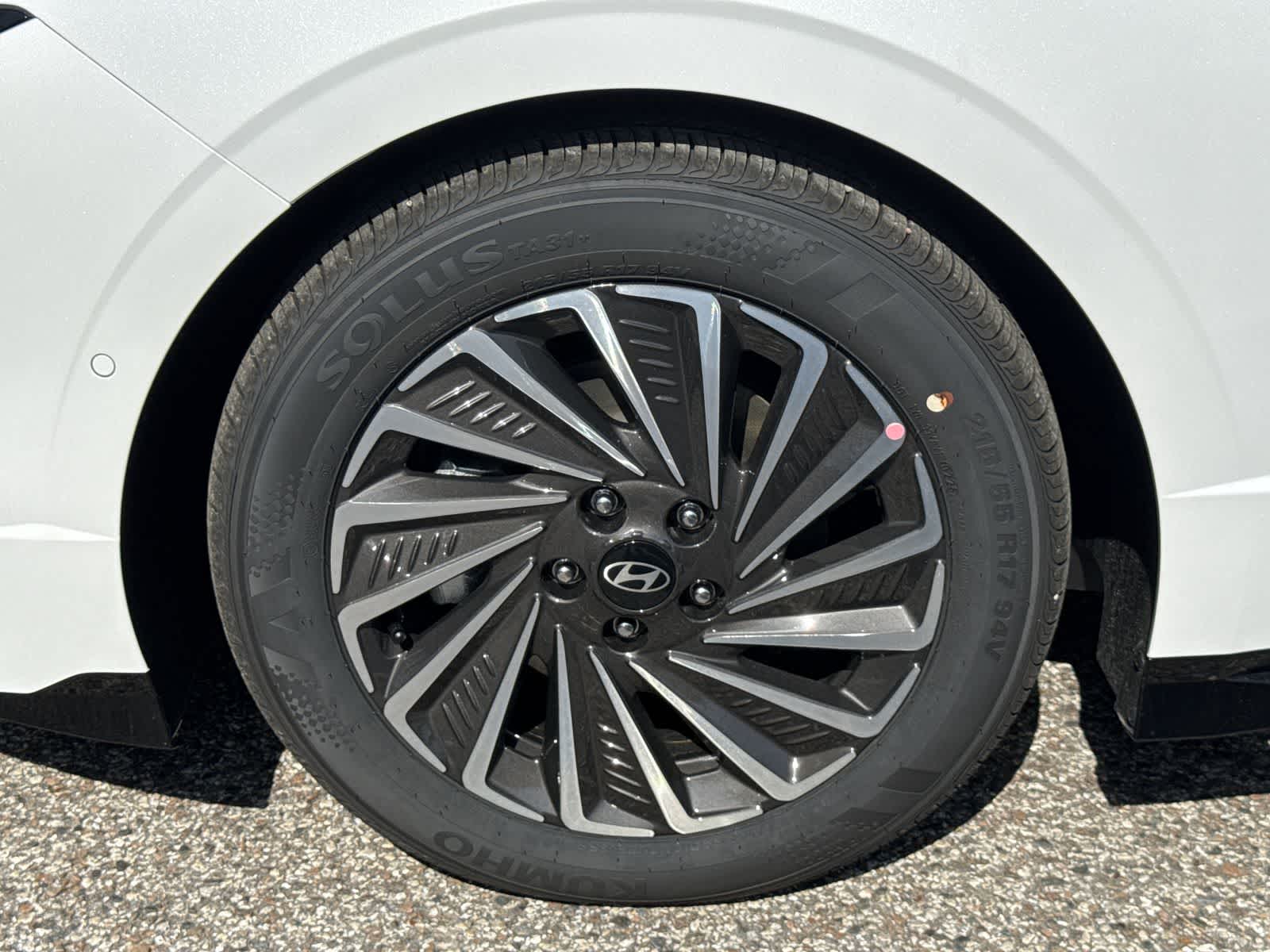 2025 Hyundai Sonata Limited 12