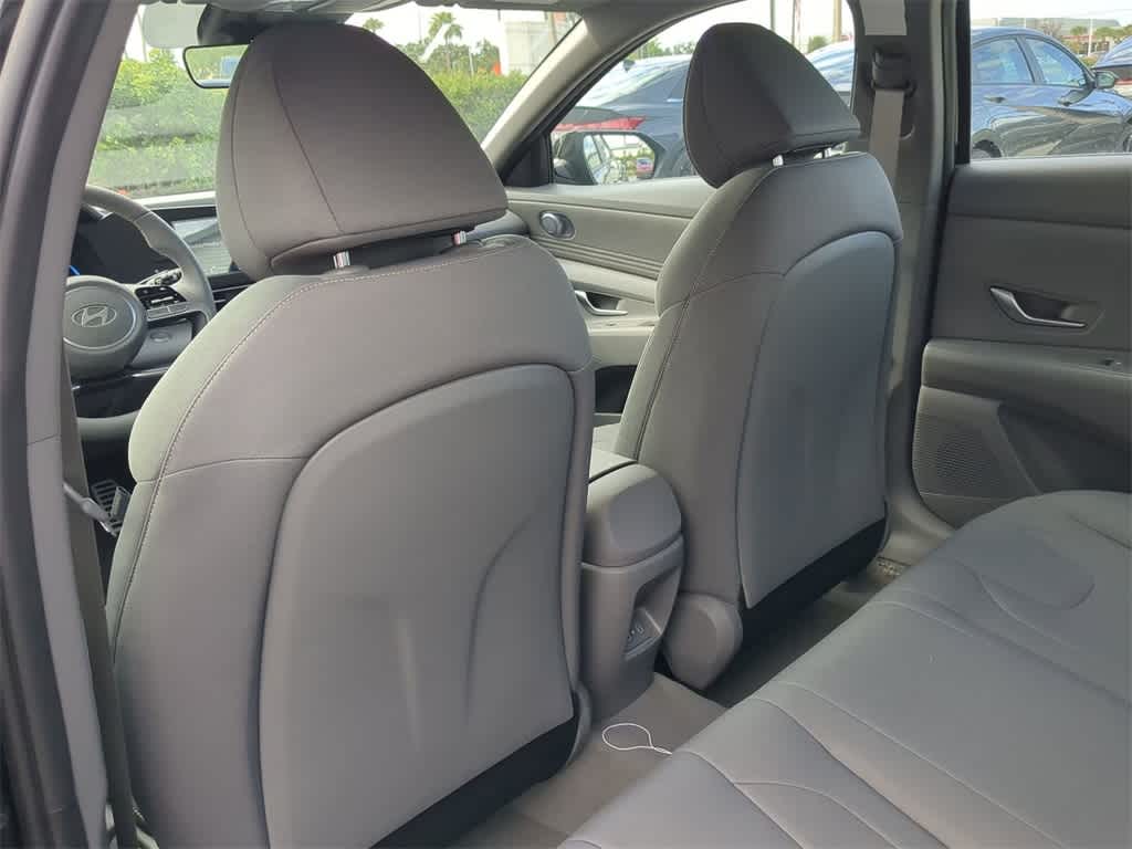 Thumbnail: 2026 Hyundai Elantra - 18