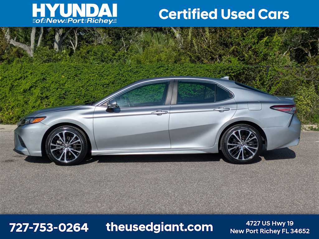 Thumbnail: 2019 Toyota Camry - 2