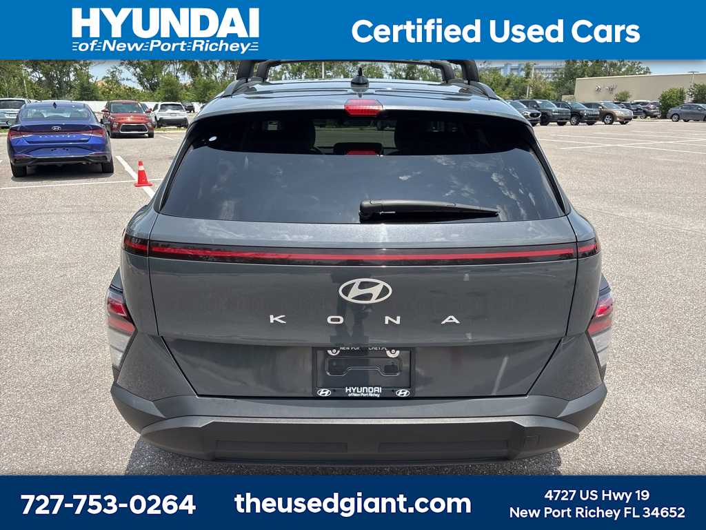2024 Hyundai Kona SEL 4