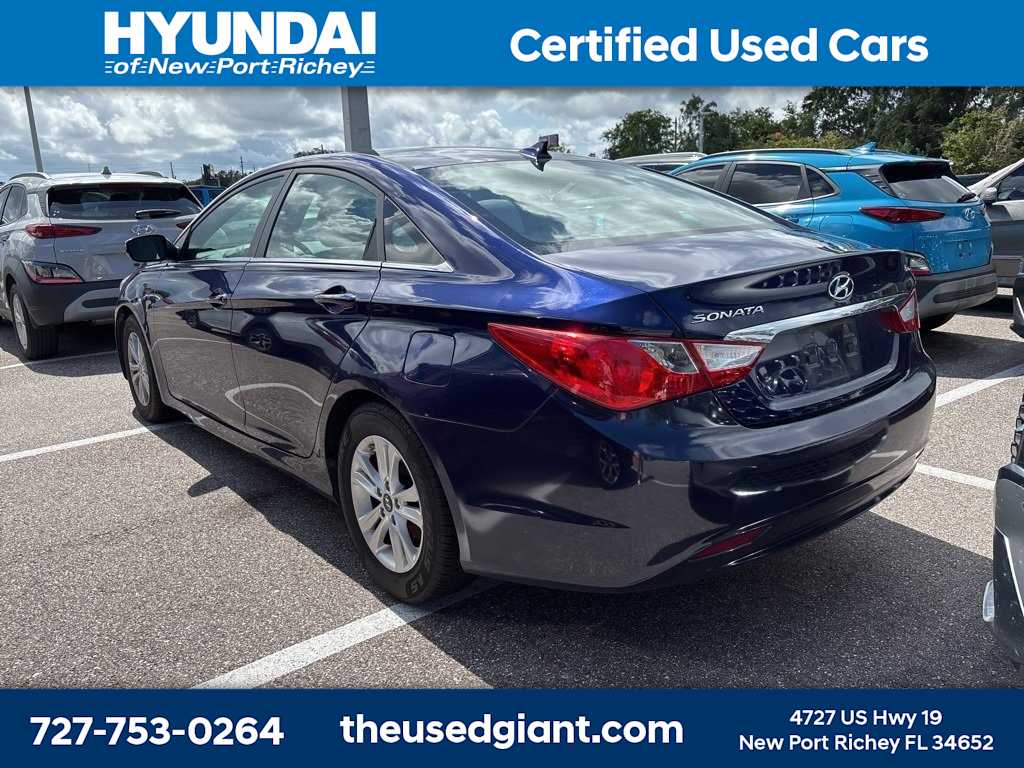 Thumbnail: 2012 Hyundai Sonata - 2