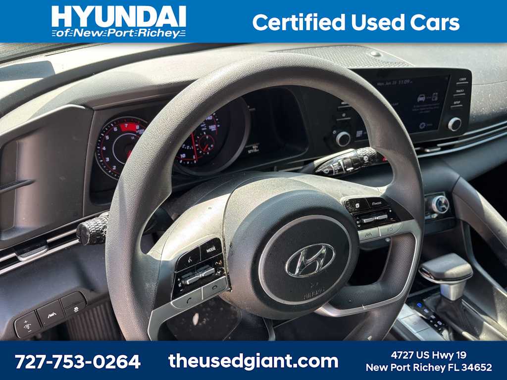 Thumbnail: 2021 Hyundai Elantra - 10