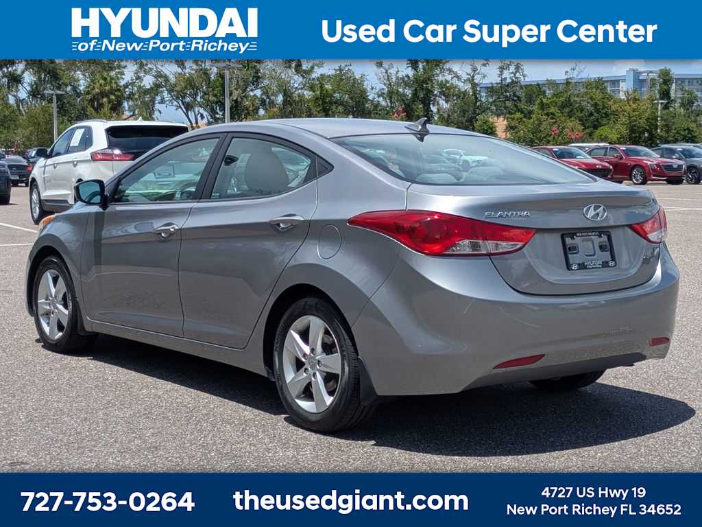 Thumbnail: 2013 Hyundai Elantra - 3