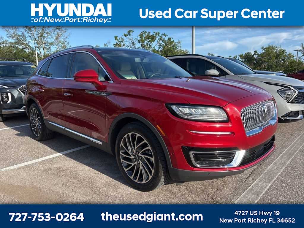 Thumbnail: 2020 Lincoln Nautilus - 4